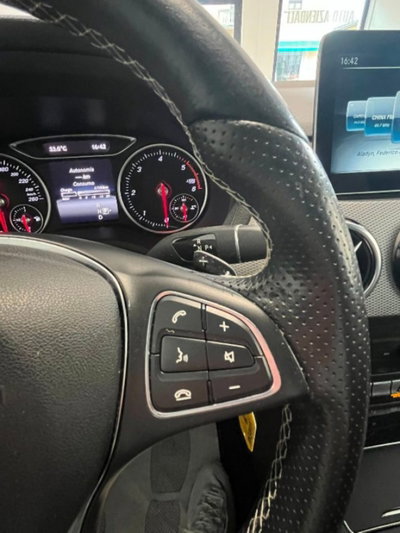Mercedes-Benz Classe B 180 d Automatic Sport (12)