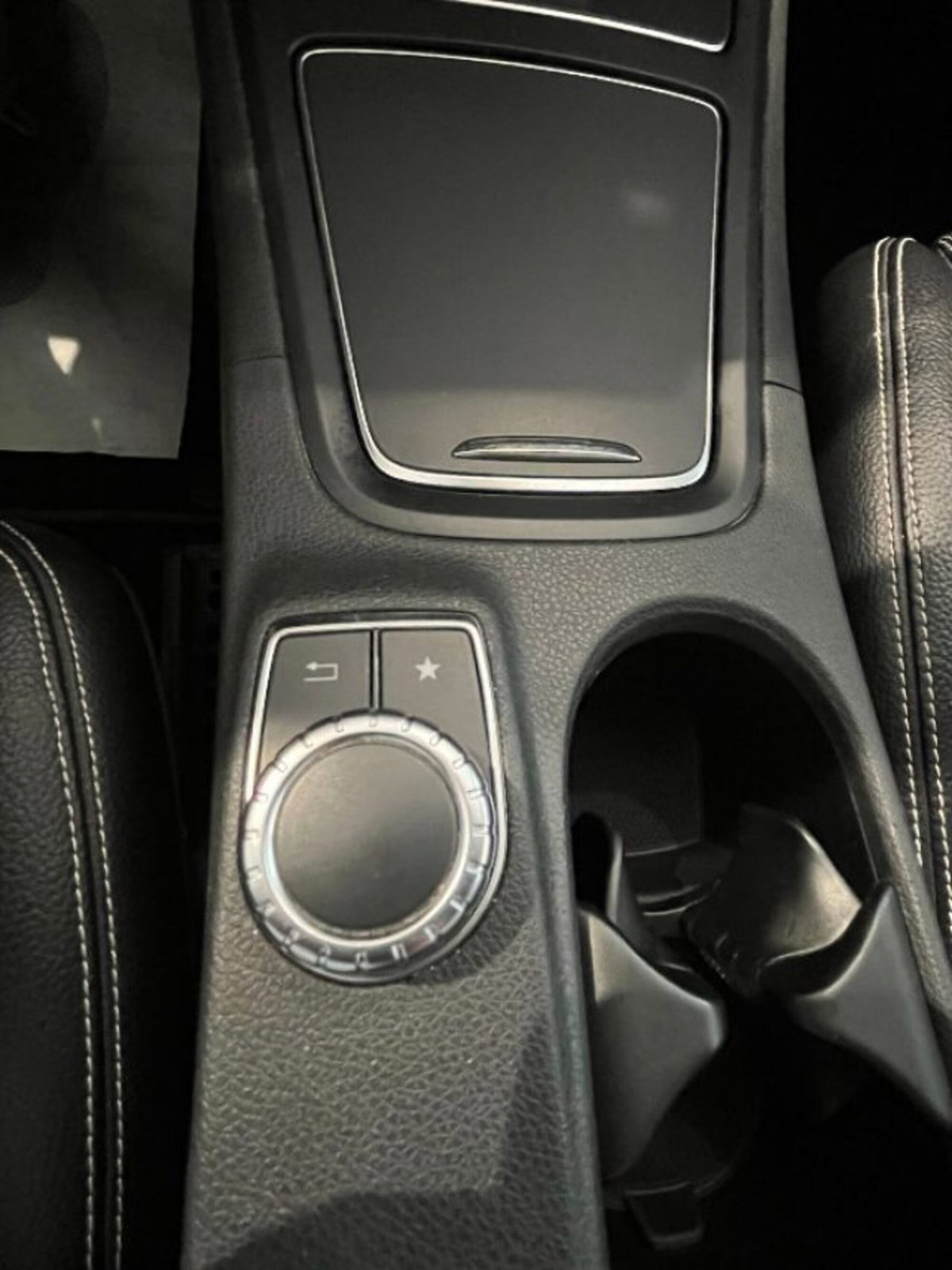 Mercedes-Benz Classe B 180 d Automatic Sport (18)