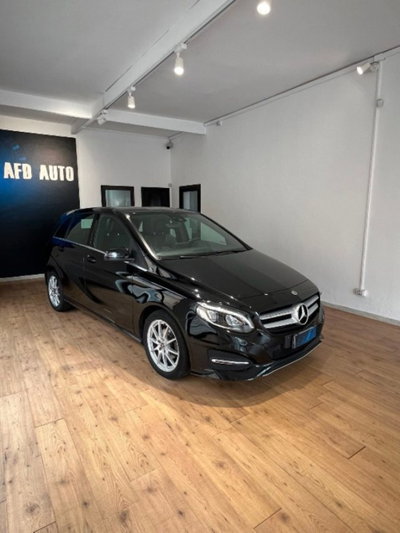 Mercedes-Benz Classe B 180 d Automatic Sport (2)