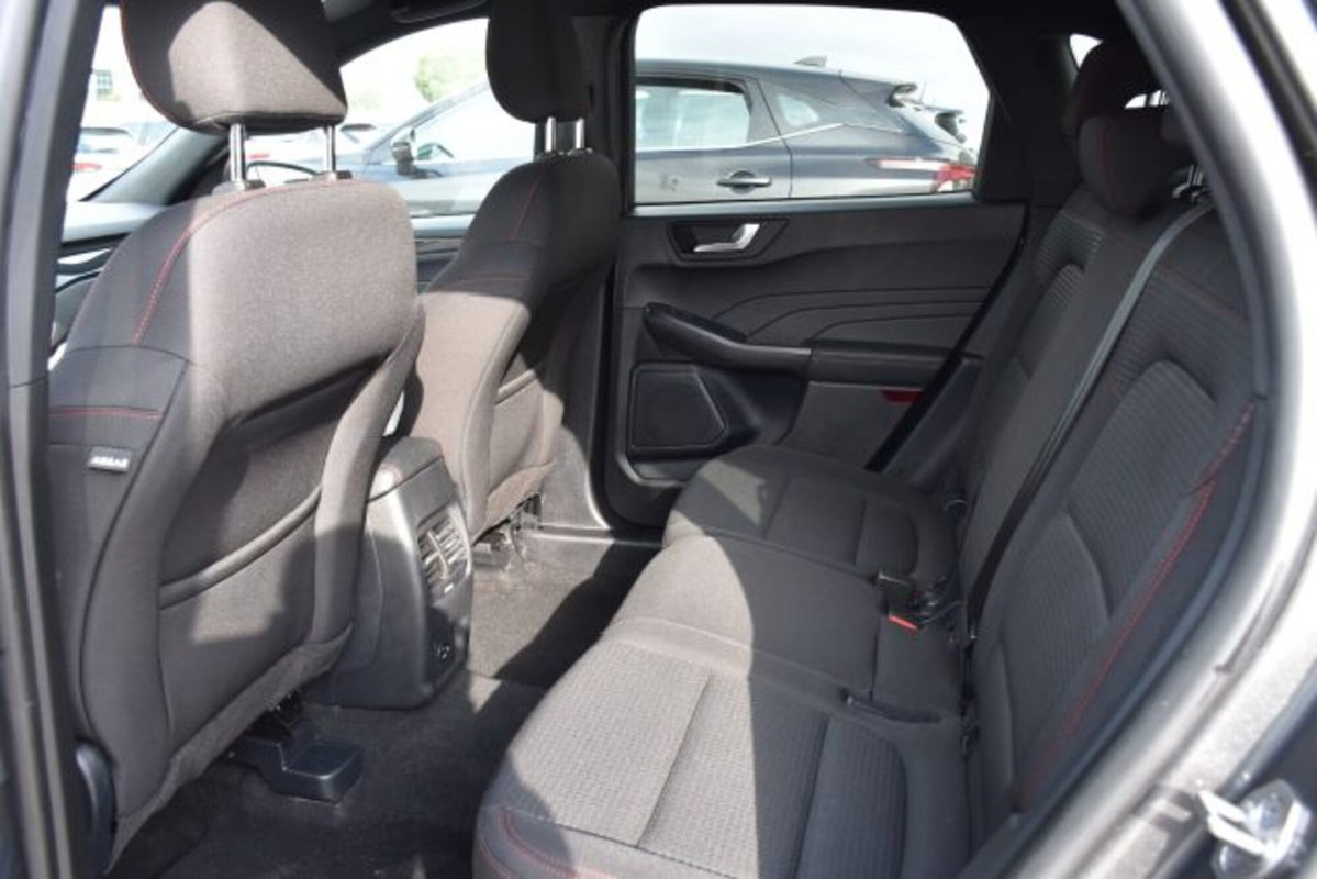 Ford Kuga 1.5 EcoBlue 120 CV 2WD ST-Line (15)