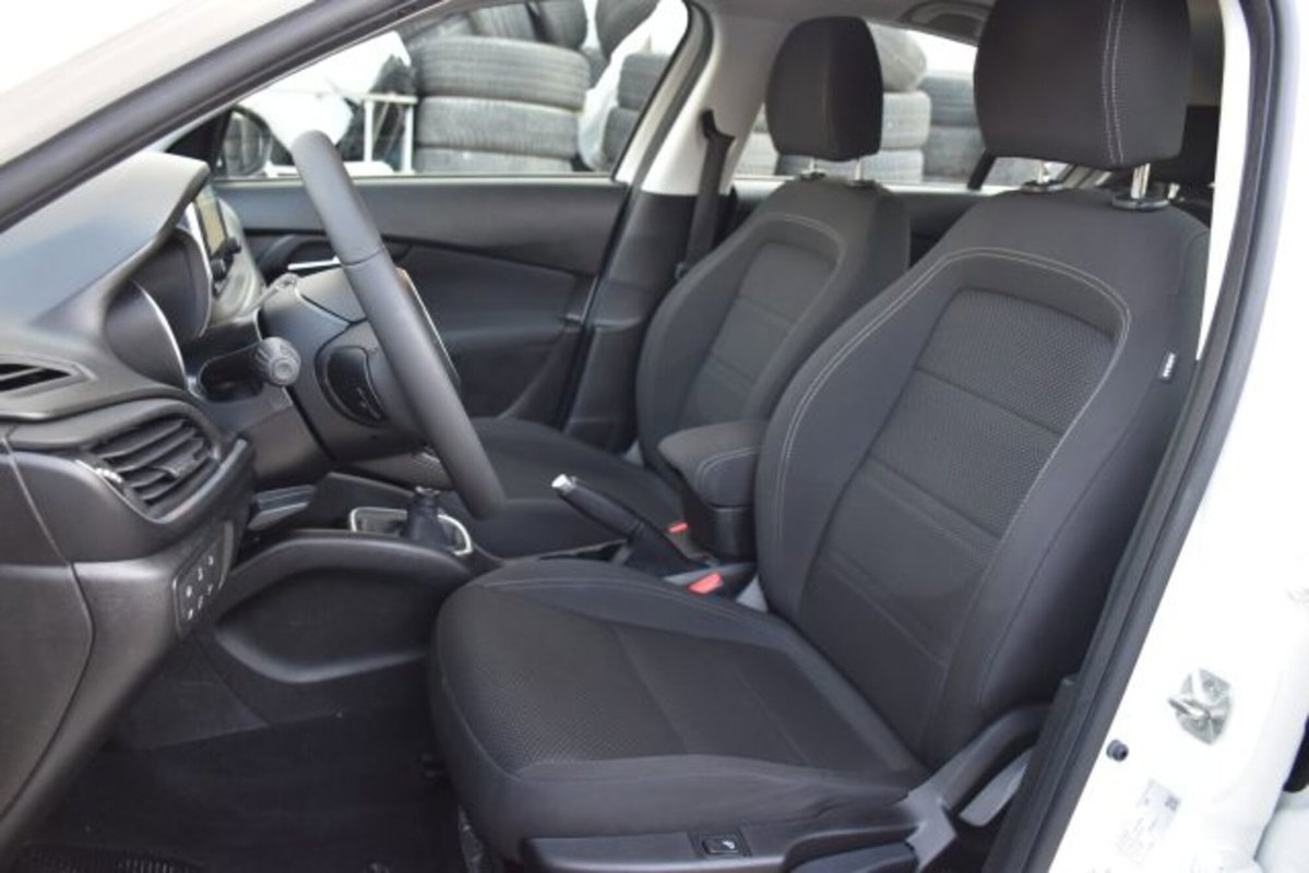 Fiat Tipo Tipo 1.6 Mjt 4 porte Lounge (8)