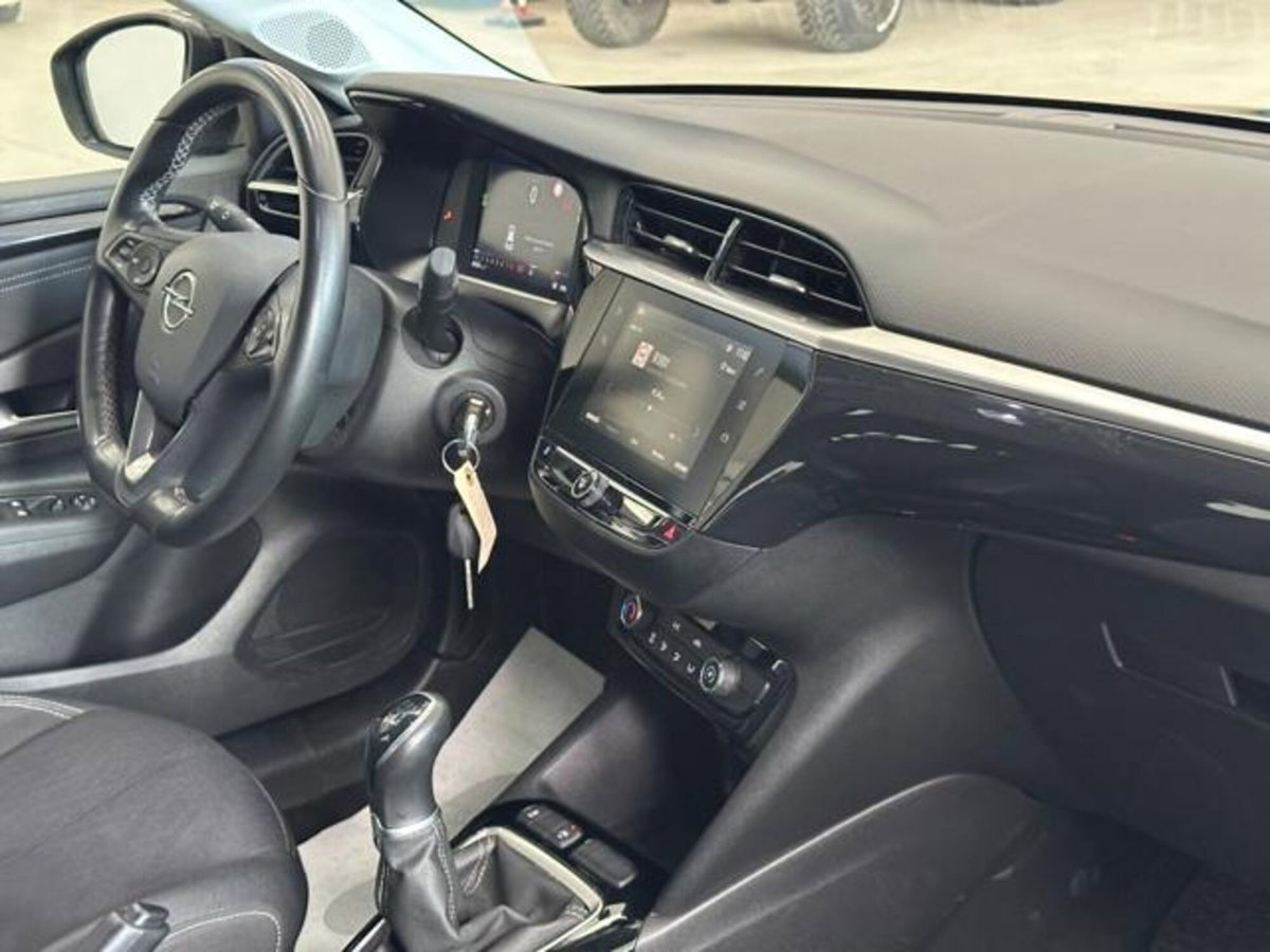 Opel Corsa 1.2 Elegance (18)