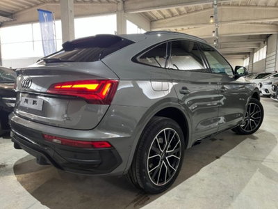Audi Q5 Sportback 40 2.0 tdi mhev 12V Identity Black quattro s-tronic (7)