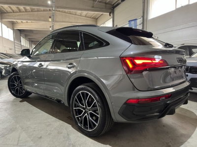 Audi Q5 Sportback 40 2.0 tdi mhev 12V Identity Black quattro s-tronic (3)