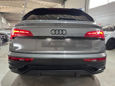 Audi Q5 Sportback 40 2.0 tdi mhev 12V Identity Black quattro s-tronic (7)