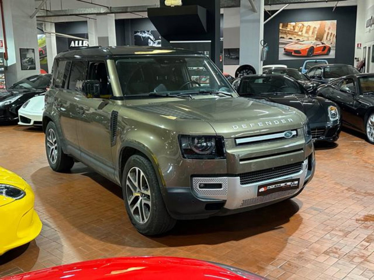 Land Rover Defender 110 3.0D I6 250 CV AWD Auto Commercial SE (16)