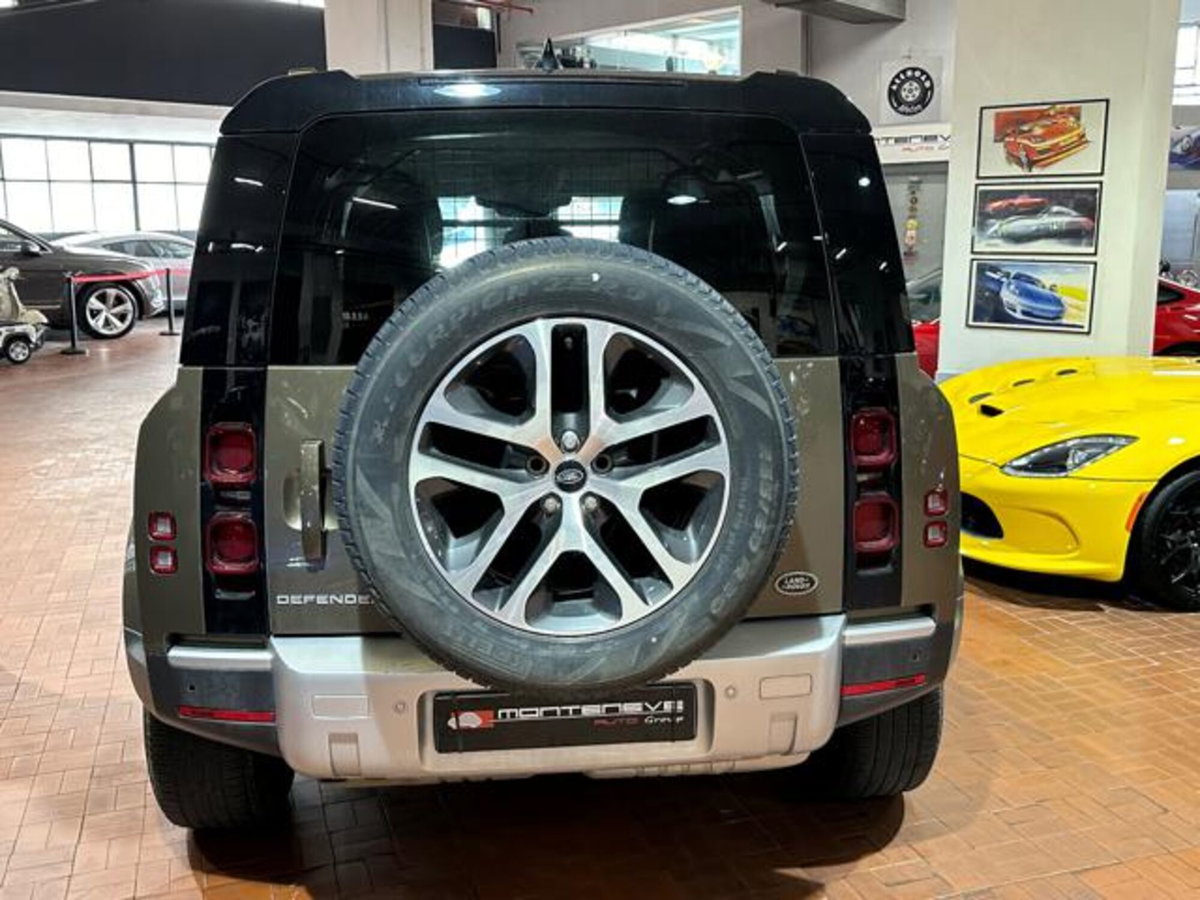 Land Rover Defender 110 3.0D I6 250 CV AWD Auto Commercial SE (5)
