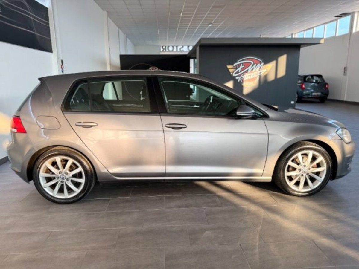 Volkswagen Golf 2.0 TDI DSG 5p. Highline BlueMotion Technology (7)