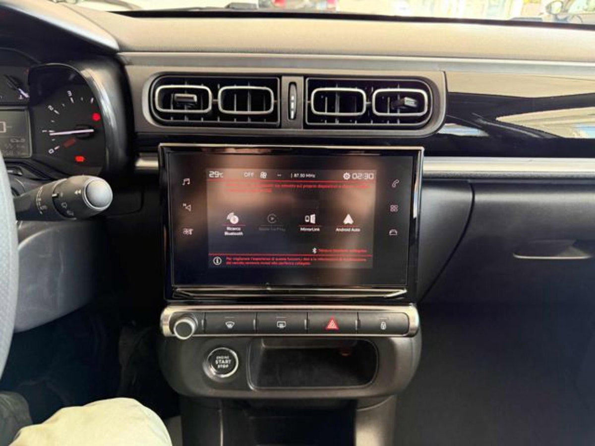 Citroen C3 BlueHDi 100 S&S Shine (13)