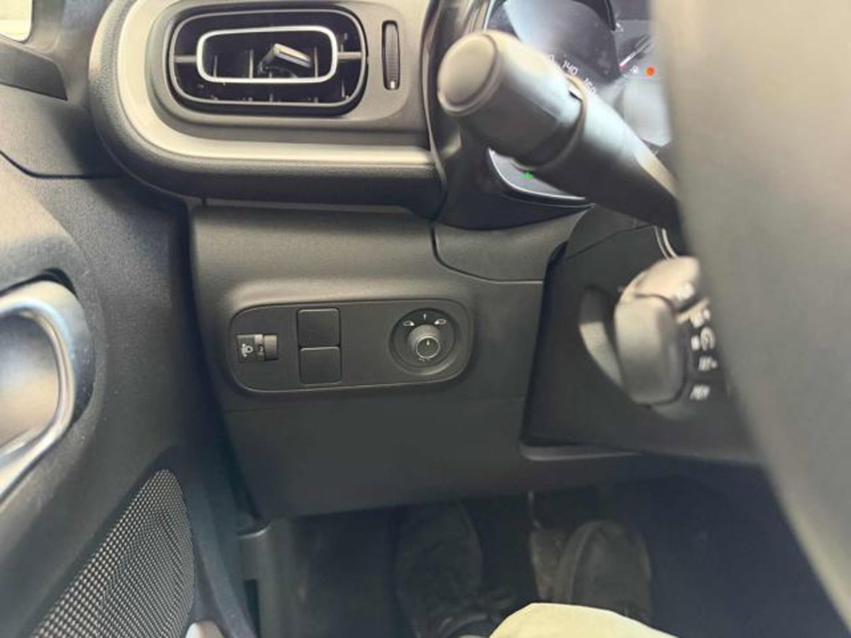 Citroen C3 BlueHDi 100 S&S Shine (17)