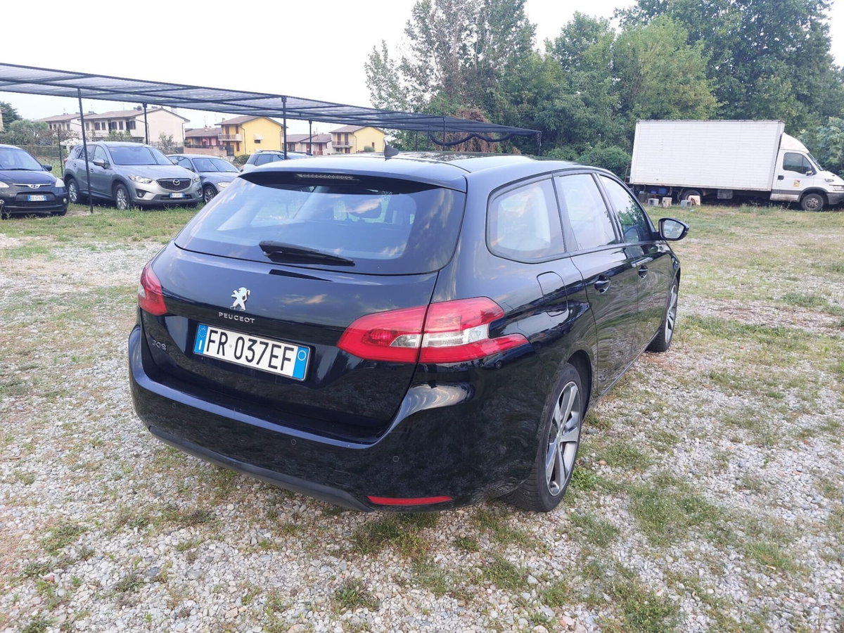 Peugeot 308 SW BlueHDi 130 S&S EAT8 GT Line (4)