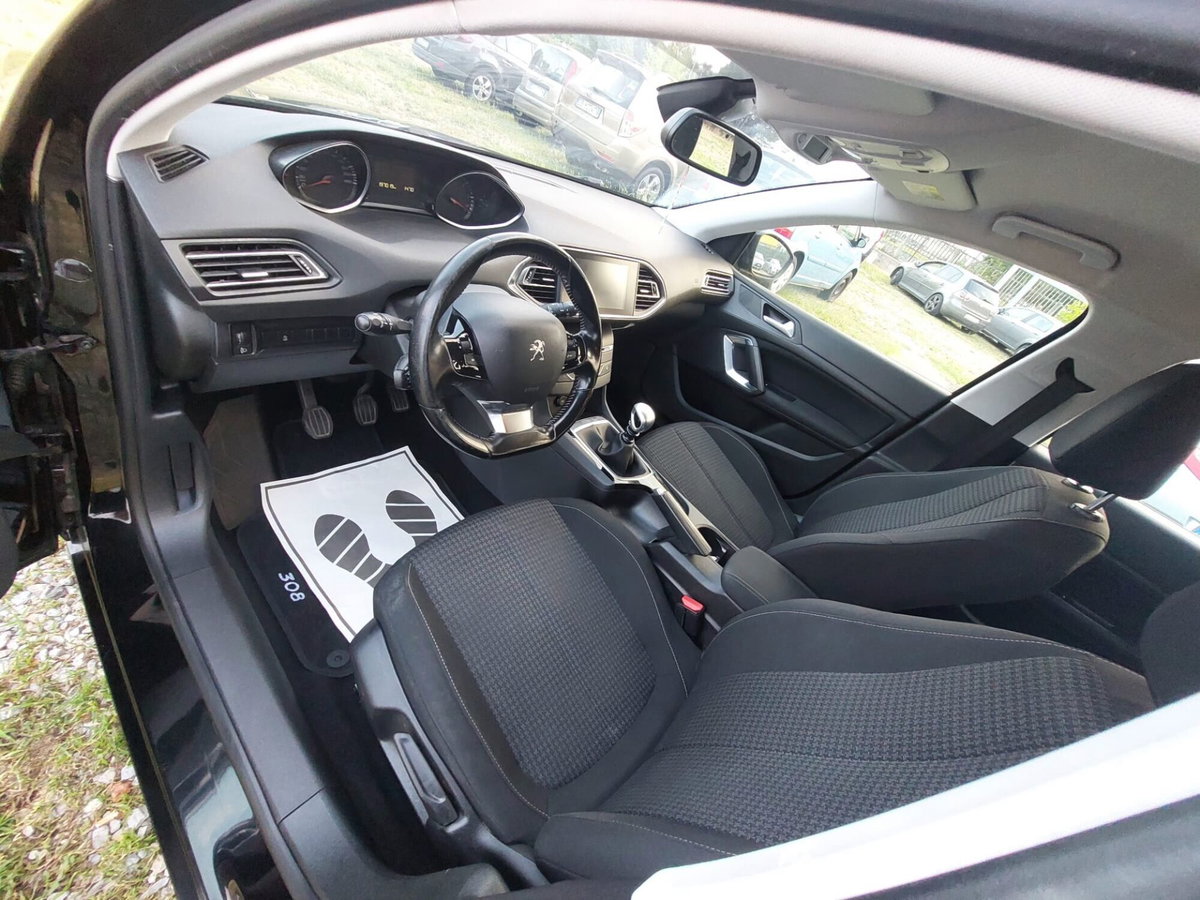 Peugeot 308 SW BlueHDi 130 S&S EAT8 GT Line (7)