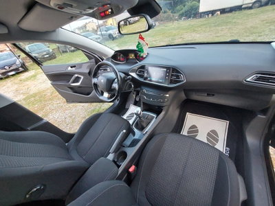 Peugeot 308 SW BlueHDi 130 S&S GT Line (9)