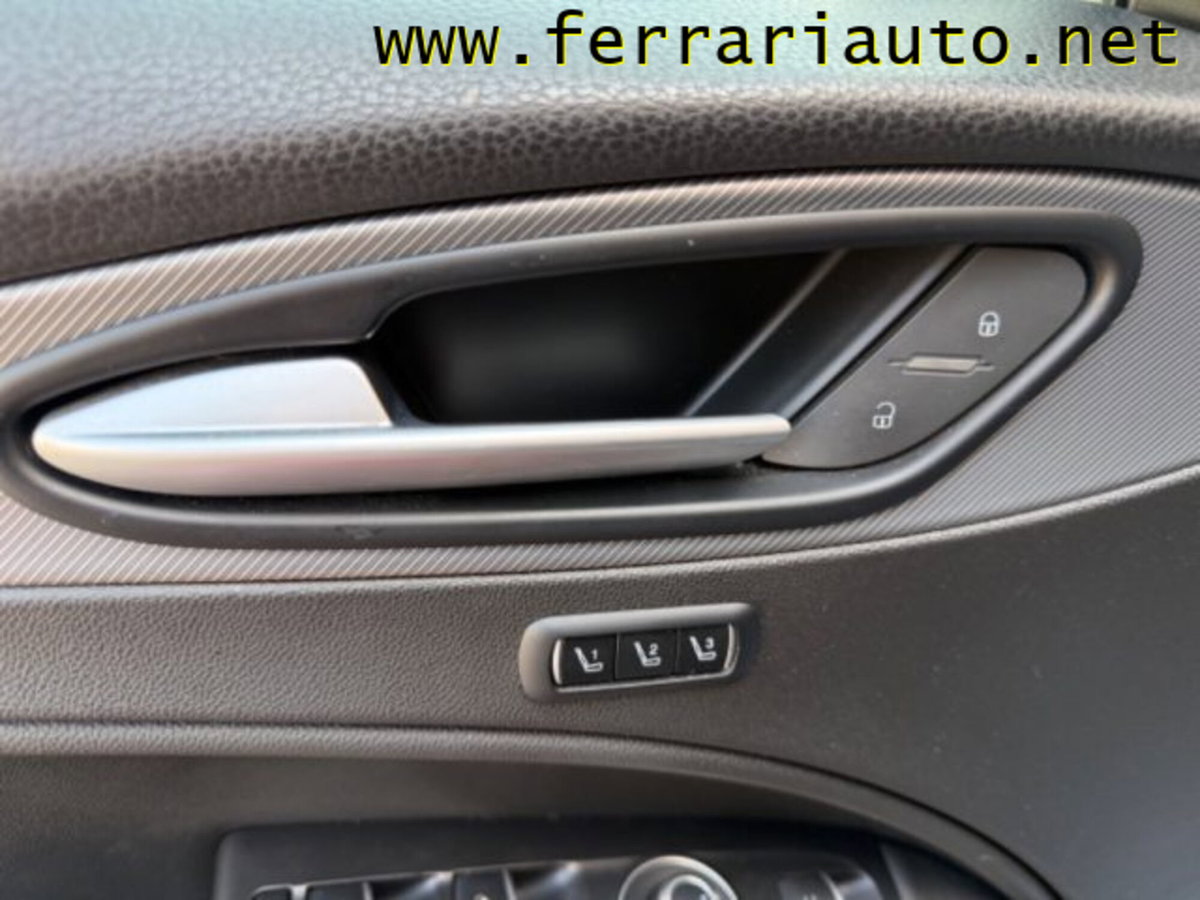Alfa Romeo Stelvio Stelvio 2.2 Turbodiesel 210 CV AT8 Q4 Veloce (19)