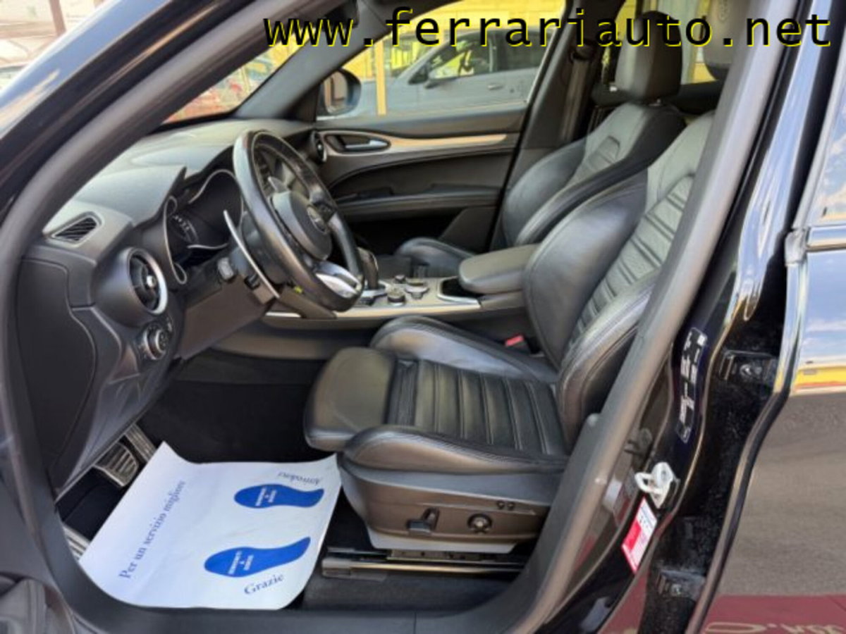 Alfa Romeo Stelvio Stelvio 2.2 Turbodiesel 210 CV AT8 Q4 Veloce (7)