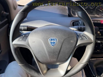 Lancia Ypsilon 1.2 69 CV 5 porte Elefantino (16)