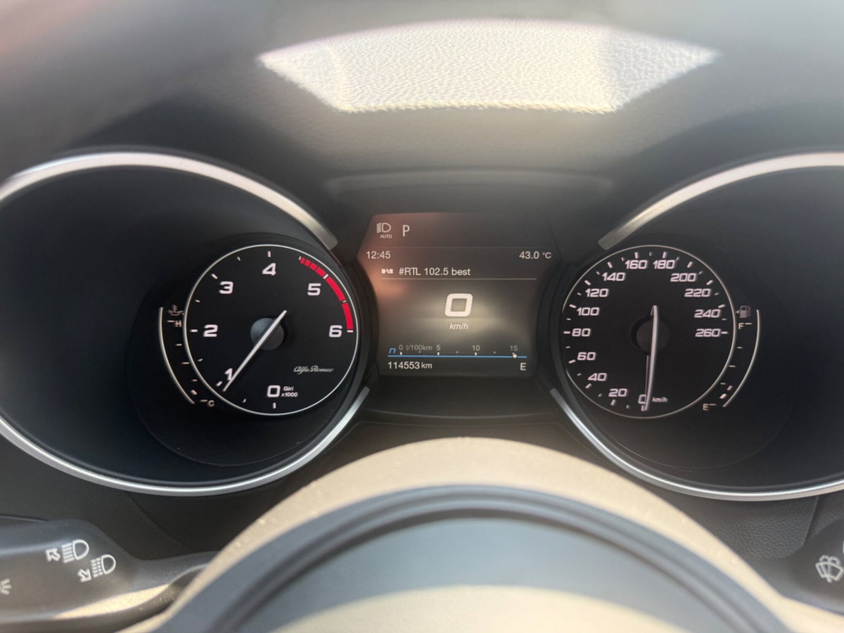 Alfa Romeo Stelvio Stelvio 2.2 Turbodiesel 210 CV AT8 Q4 Veloce (14)