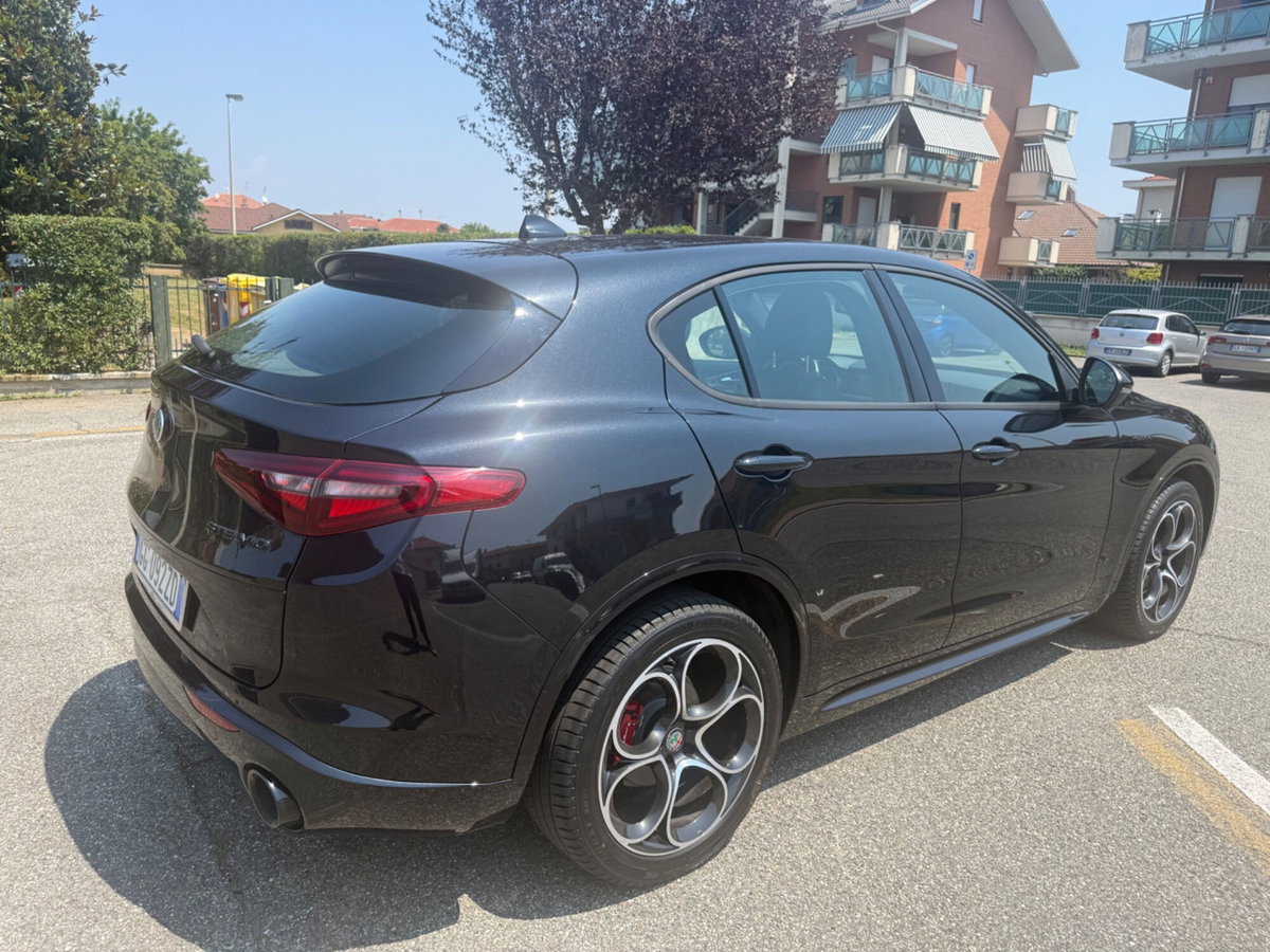 Alfa Romeo Stelvio Stelvio 2.2 Turbodiesel 210 CV AT8 Q4 Veloce (7)