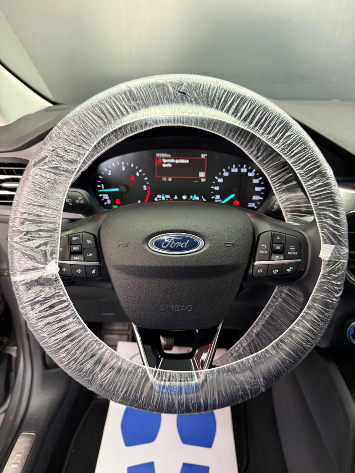 Ford Kuga 1.5 EcoBlue 120 CV aut. 2WD Titanium X (11)