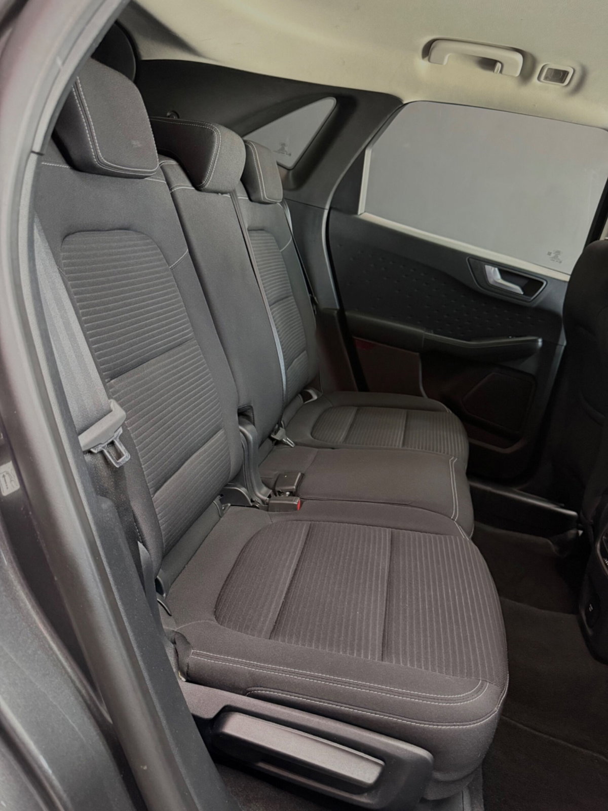 Ford Kuga 1.5 EcoBlue 120 CV aut. 2WD Titanium X (18)
