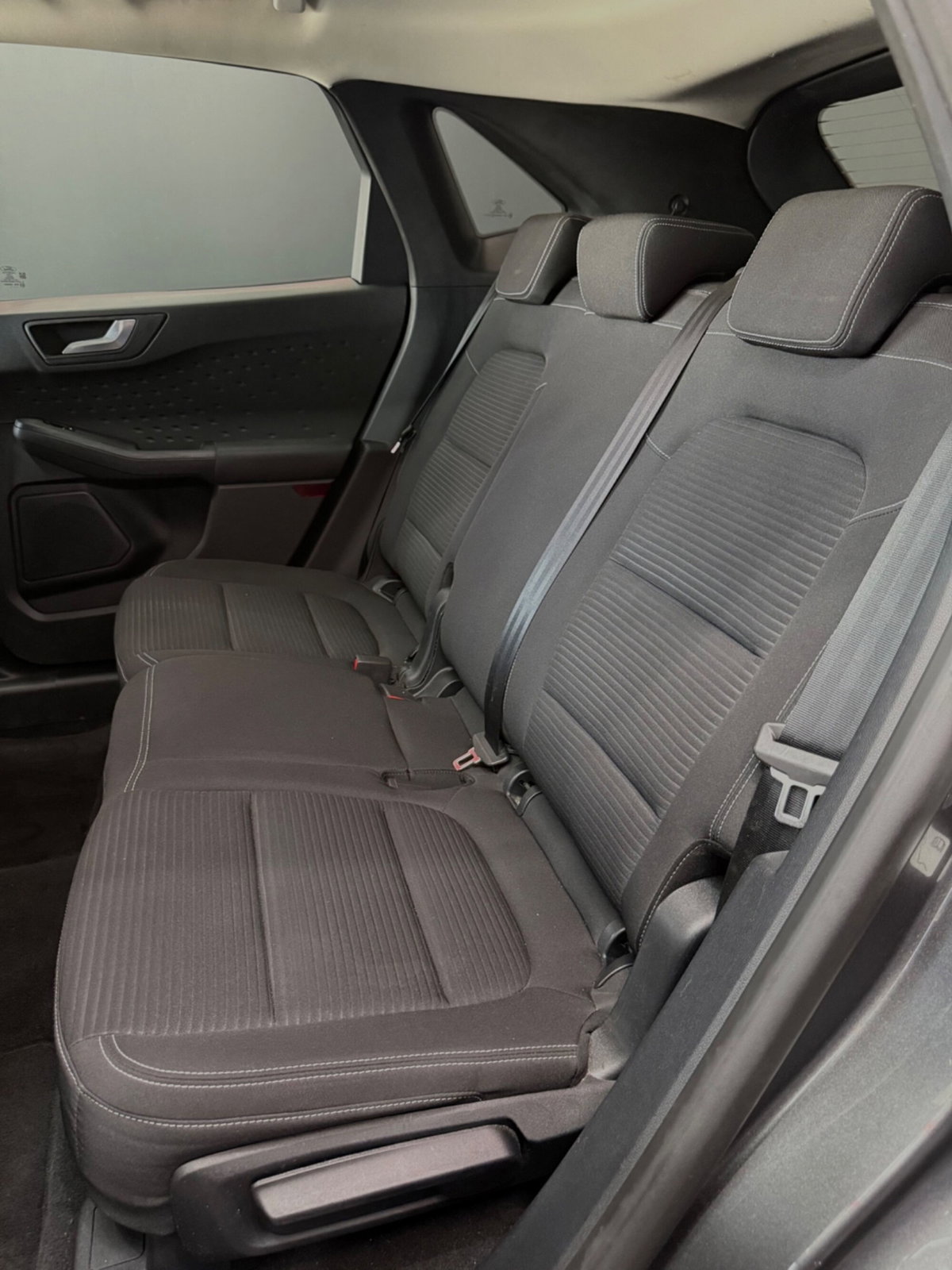Ford Kuga 1.5 EcoBlue 120 CV aut. 2WD Titanium X (19)