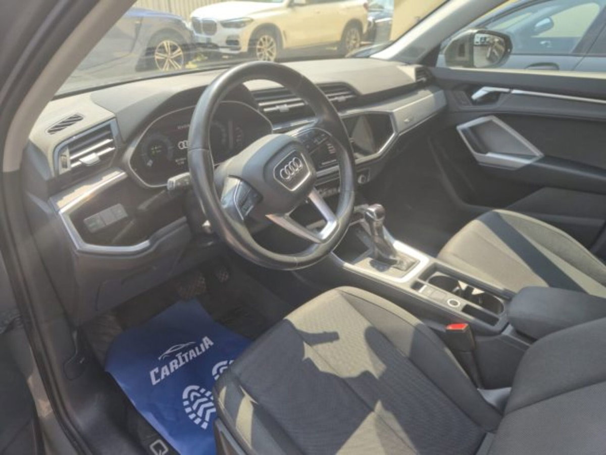 Audi Q3 45 TFSI e S tronic Business (7)