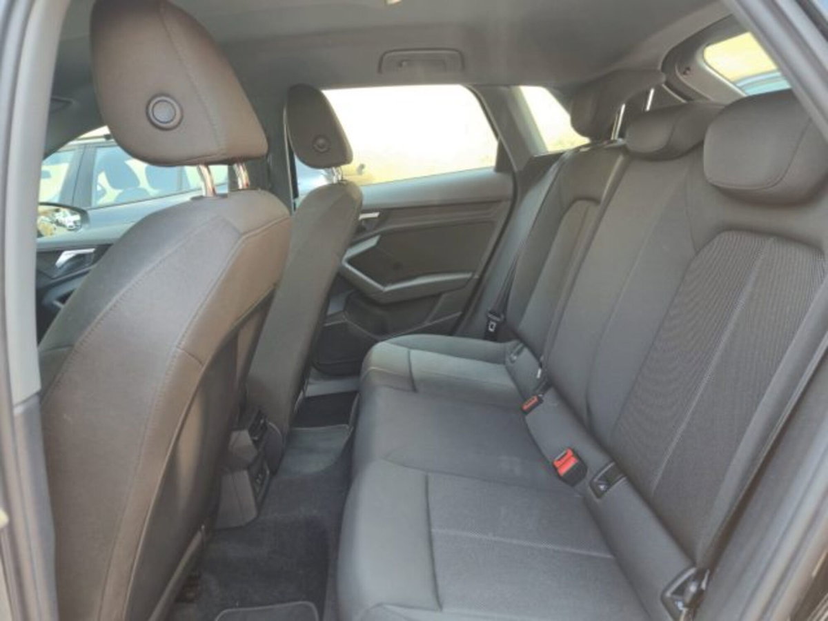 Audi A3 Sportback 30 TDI S tronic Business (12)