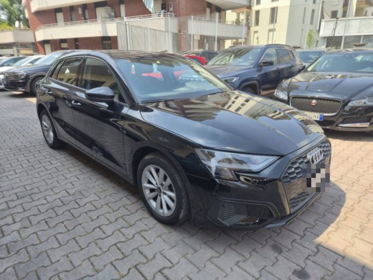 Audi A3 Sportback 30 TDI S tronic Business (3)