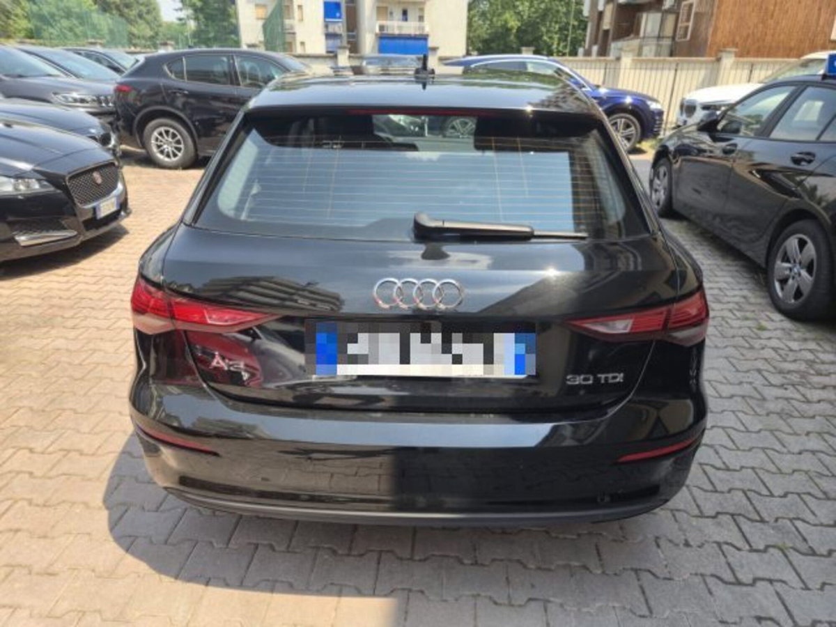 Audi A3 Sportback 30 TDI S tronic Business (5)