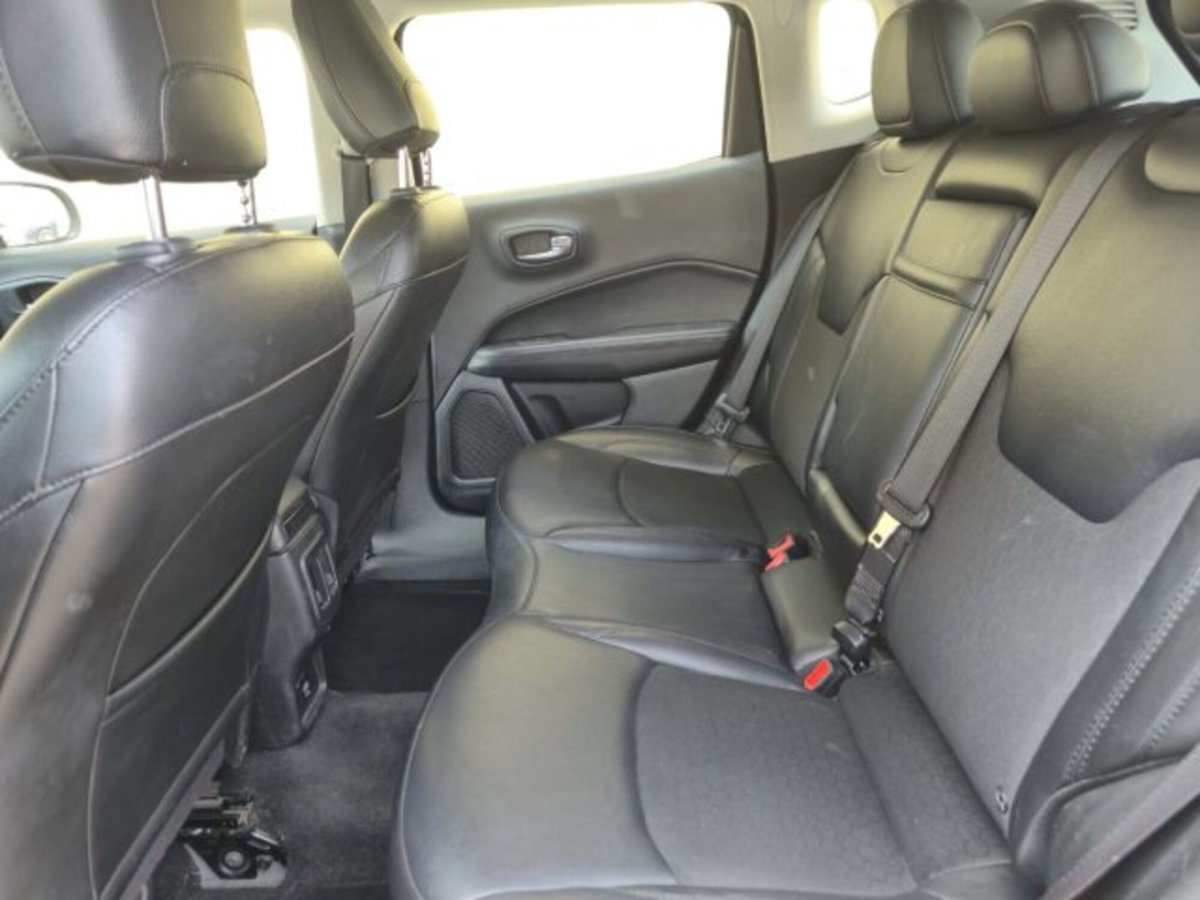 Jeep Compass 2.0 Multijet II 4WD Night Eagle (9)