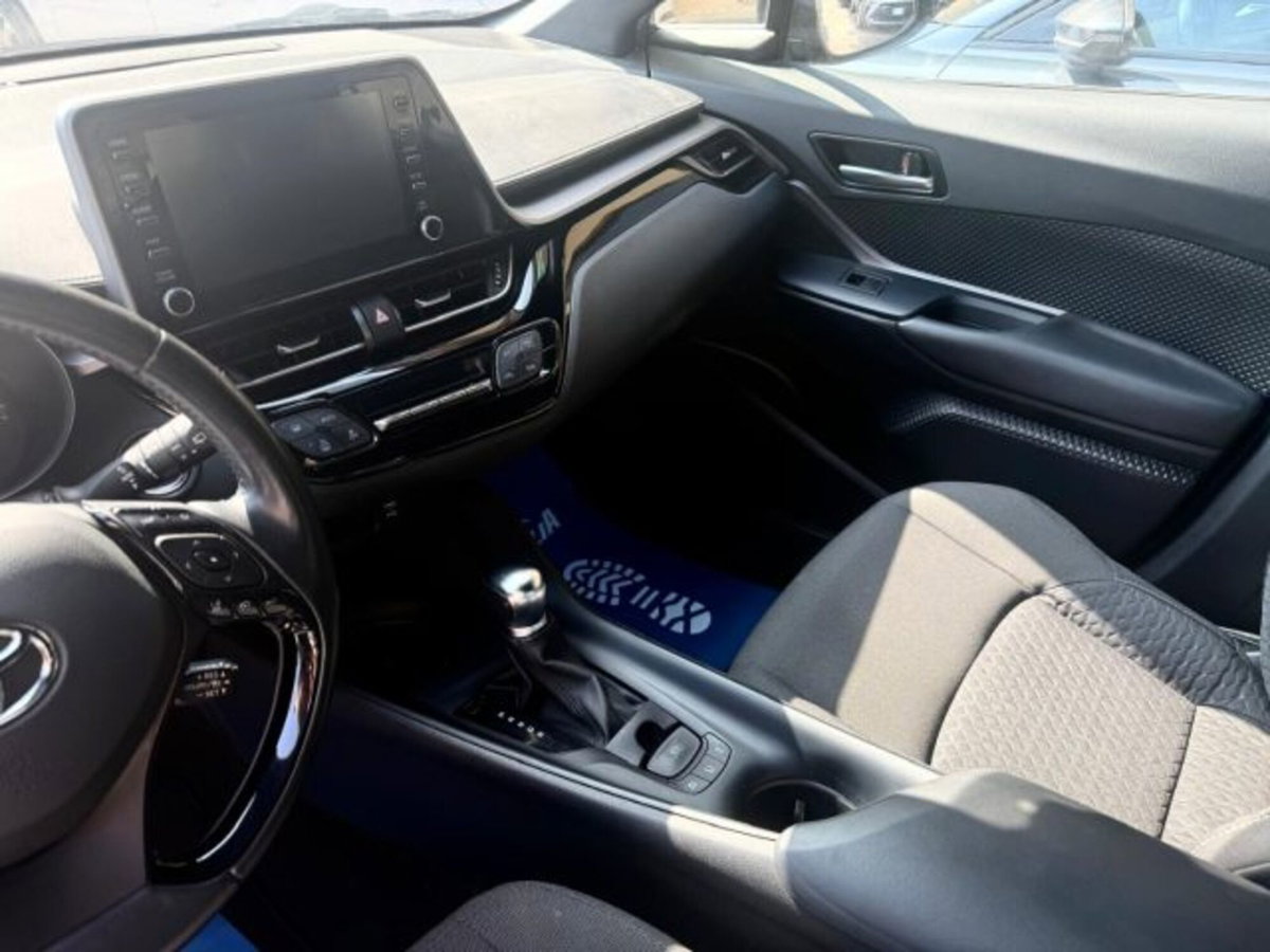 Toyota Toyota C-HR 1.8 Hybrid E-CVT Active (8)