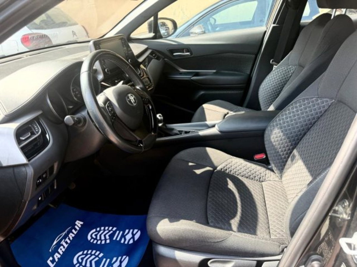 Toyota Toyota C-HR 1.8 Hybrid E-CVT Active (9)