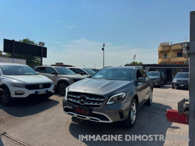 Mercedes-Benz GLA SUV 200 d Automatic Premium (2)