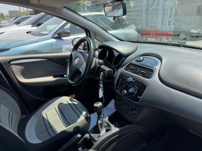 Fiat Punto Evo 1.3 Mjt 95 CV DPF 5 porte S&S Dualogic Dynamic (13)