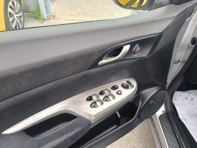 Honda Civic 1.4 i-DSi 5p. Comfort LE (13)