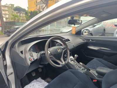 Honda Civic 1.4 i-DSi 5p. Comfort LE (6)