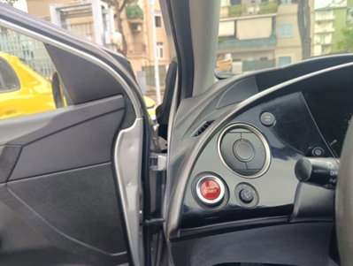 Honda Civic 1.4 i-DSi 5p. Comfort LE (9)
