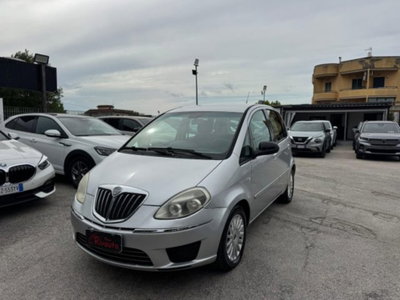 Lancia Musa 1.4 16V Gold (2)