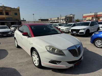 Lancia Delta 1.6 MJT DPF Gold (2)