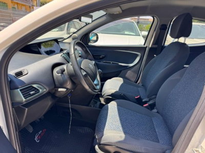 Lancia Ypsilon 1.0 FireFly 5 porte S&S Hybrid Gold Plus (15)