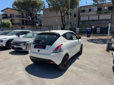 Lancia Ypsilon 1.0 FireFly 5 porte S&S Hybrid Gold Plus (7)