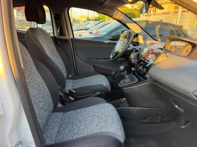 Lancia Ypsilon 1.2 69 CV 5 porte GPL Ecochic Gold (17)