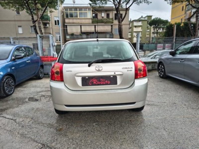 Toyota Corolla 1.D-4D M-MT 5 porte Sol ESP (6)