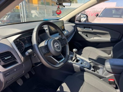 Nissan Qashqai 1.3 mhev Acenta 2wd 140cv (15)