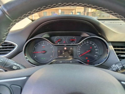 Opel Crossland 1.2 Elegance Pack s&s 130cv at6 (9)