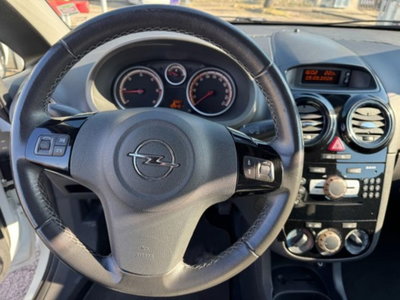 Opel Corsa 1.3 CDTI 75CV 5 porte Cosmo (13)