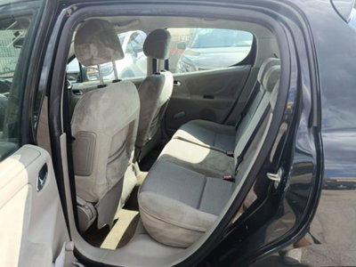 Peugeot 207 HDi 70CV 5p. XT (7)