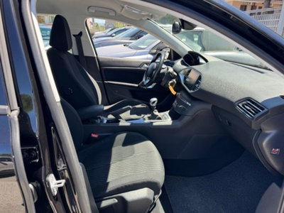 Peugeot 308 BlueHDi 120 S&S Business (8)