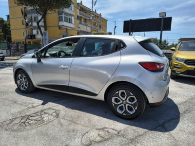 Renault Clio 1.2 75CV 5 porte Costume National (13)