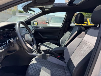 Volkswagen Taigo 1.0 TSI 110 CV DSG R-Line (9)
